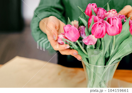 A loner flower vase チューリップ 花器 フラワーベース