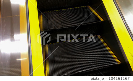 エスカレーター 104161167
