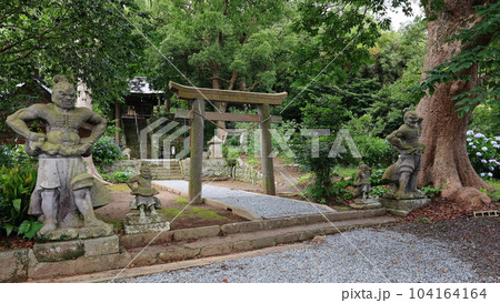 稲荷神社(鹿児島県最古の稲荷神社) 稲荷神社(鹿児島県最古の稲荷神社) 104164164