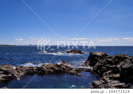 神奈川県立城ヶ島公園　安房崎の景色 104171524