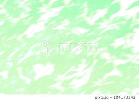 背景イラスト_木漏れ日 104173342