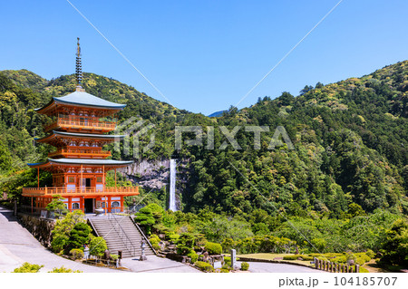 世界遺産那智の滝　和歌山県那智勝浦町那智山 104185707