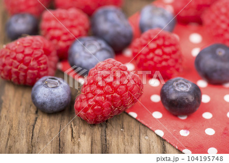 Macaroon on a wooden background 104195748