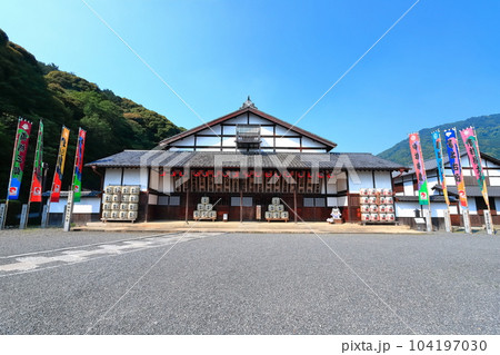 【香川県】四国金毘羅歌舞伎大芝居（旧金毘羅大芝居・金丸座） 104197030