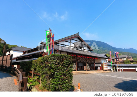 【香川県】四国金毘羅歌舞伎大芝居（旧金毘羅大芝居・金丸座） 104197059