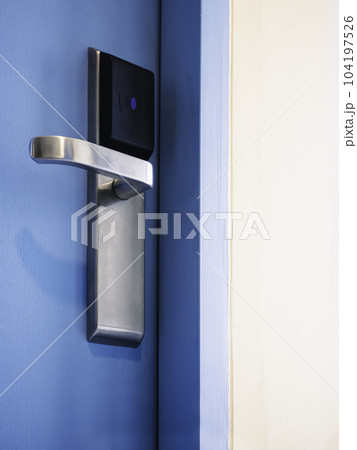 Hotel room Door lock Card key access Security system Hotel room Door lock Card key access Security system 104197526