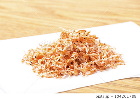 アキアミ　海産物　アミエビ　小エビ　干し海老　イメージ素材 104201789