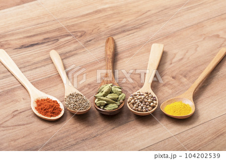 スパイス 香辛料 カレースパイス エスニック料理 イメージ素材 スパイス 香辛料 カレースパイス エスニック料理 イメージ素材 104202539