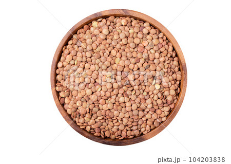 bowl of dry lentils isolated on white background 104203838
