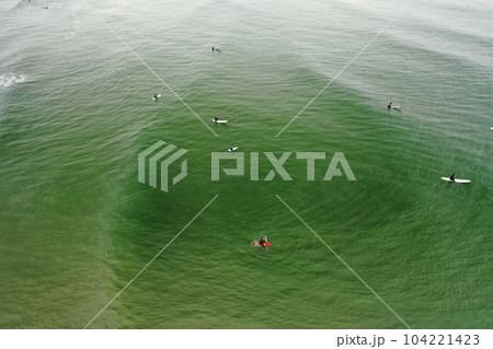 九十九里浜のサーファー 九十九里浜のサーファー 104221423