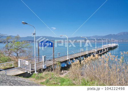 【琵琶湖の湖畔 (ピエリ守山港)】 滋賀県守山市今浜町 104222498