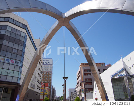 豊田市中心部の都市風景 104222812