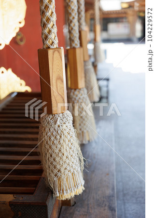 神社仏閣 お参りの本壺鈴の画像 ガラガラ 神社仏閣 お参りの本壺鈴の画像 ガラガラ 104229572