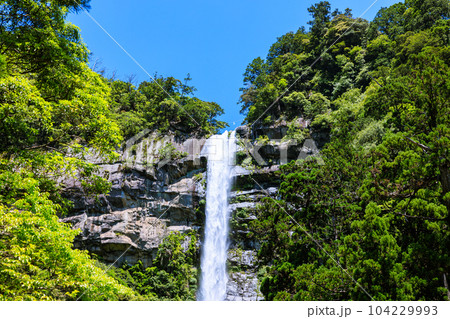 世界遺産那智の滝　和歌山県那智勝浦町那智山 104229993