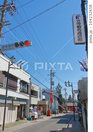 名古屋市南区　笠寺観音 104232656