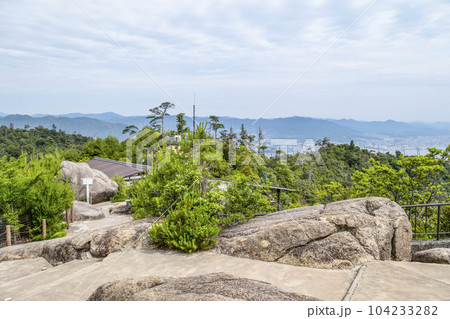 安芸の宮島、獅子岩展望台 安芸の宮島、獅子岩展望台 104233282