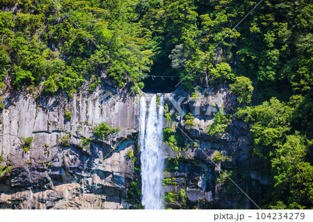 世界遺産那智の滝　和歌山県那智勝浦町那智山 104234279