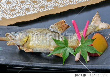 川魚　塩焼き 104236620