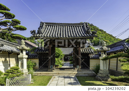 城下町龍野　如来寺　山門　兵庫県たつの市 104239202