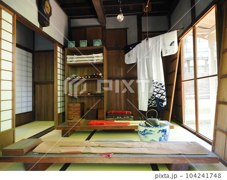 昭和の時代の仕立屋(江戸東京たてもの園) 昭和の時代の仕立屋(江戸東京たてもの園) 104241748