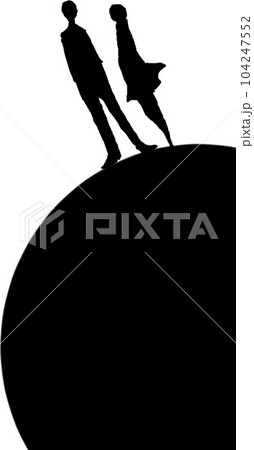 球体に立つ少年少女のシルエット 104247552
