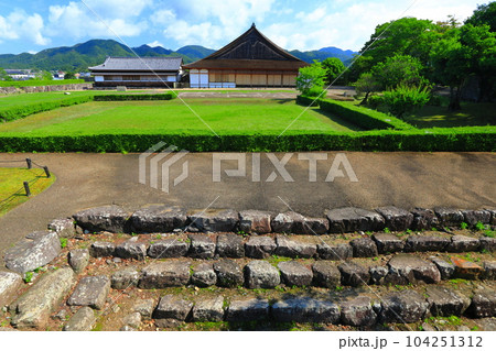 【兵庫県】晴天の丹波篠山城の二の丸御殿大書院 【兵庫県】晴天の丹波篠山城の二の丸御殿大書院 104251312