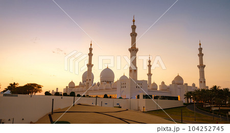 Sheikh Zayed Mosque in Abu Dhabi Sheikh Zayed Mosque in Abu Dhabi 104252745