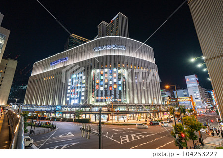 【大阪】ヨドバシ梅田周辺の夜景【都市風景】 104253227
