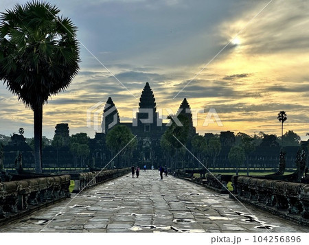 アンコールワット 104256896