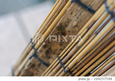 すだれにカビ 104257598