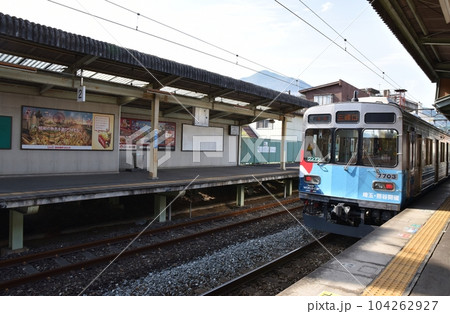 朝の御花畑駅に入る秩父鉄道車両 埼玉 朝の御花畑駅に入る秩父鉄道車両 埼玉 104262927