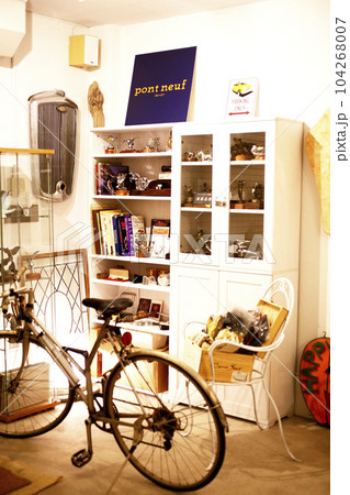 アンティークセレクトショップの一角 アンティークセレクトショップの一角 104268007