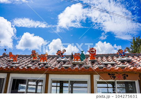 沖縄シーサー 104275631