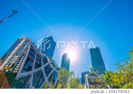 日本の東京都市景観 麻布台ヒルズなどを望む 日本の東京都市景観 麻布台ヒルズなどを望む 104278263