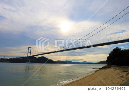 広島大崎上島からフェリーで大三島としまなみ海道で今治の馬島へ梅雨と初夏の合間のこと 104286491