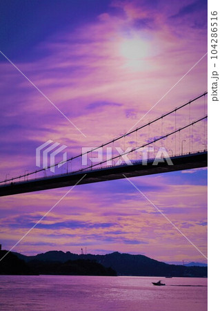 広島大崎上島からフェリーで大三島としまなみ海道で今治の馬島へ梅雨と初夏の合間のこと 広島大崎上島からフェリーで大三島としまなみ海道で今治の馬島へ梅雨と初夏の合間のこと 104286516