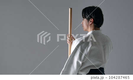 合気道　木刀　型 104287465