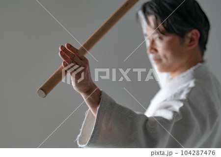 合気道　木刀　型 104287476