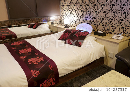 ラブホテル ラブホテル 104287557