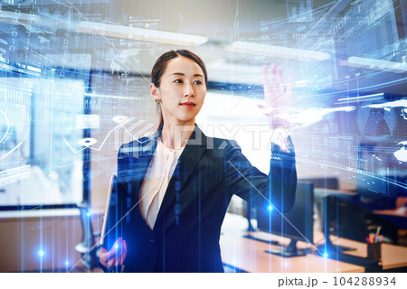ビジネスパーソン（AI画像ではありません） 104288934