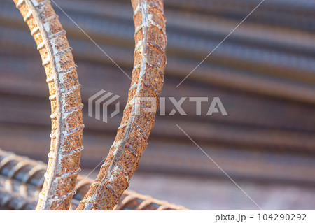 Close up steel rebar for reinforcement concrete Close up steel rebar for reinforcement concrete 104290292