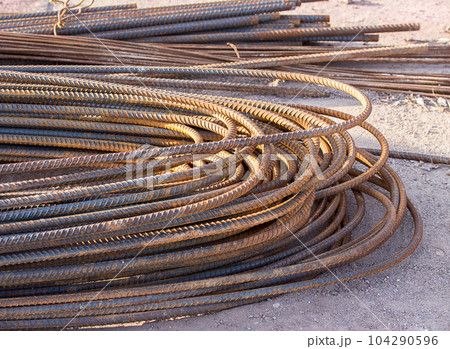 Close up steel rebar for reinforcement concrete Close up steel rebar for reinforcement concrete 104290596