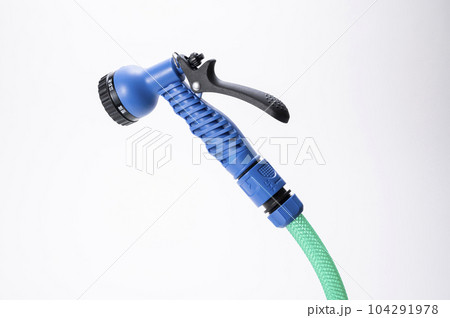 散水ノズルがついたホース 104291978