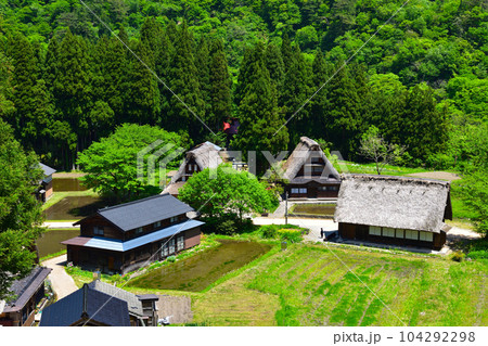 富山県 五箇山 菅沼合掌造り集落 富山県 五箇山 菅沼合掌造り集落 104292298
