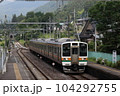 211系 普通列車 吾妻線 岩島駅 20230625  104292755