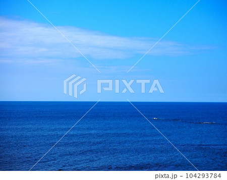 夏の日本海　 104293784
