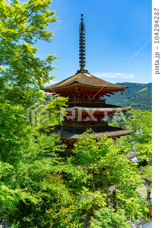 奈良県 長谷寺の五重塔 奈良県 長谷寺の五重塔 104294287