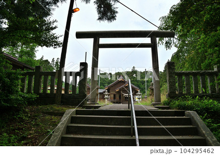 新潟県上越市五智に鎮座する越後国一宮の居多神社 104295462