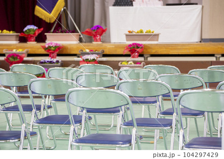 卒業式のリハーサル 卒業式のリハーサル 104297429