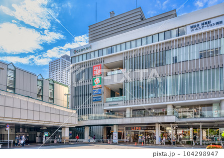 東京都練馬区の都市風景　練馬駅 104298947
